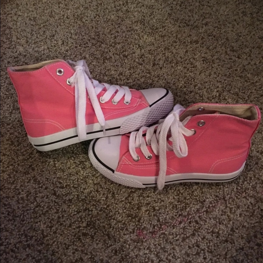 NWOT Airwalk Pink High Top sneakers - Picture 2 of 5